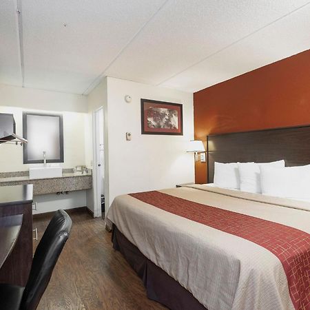 Red Roof Inn Jackson North - Риджленд Экстерьер фото
