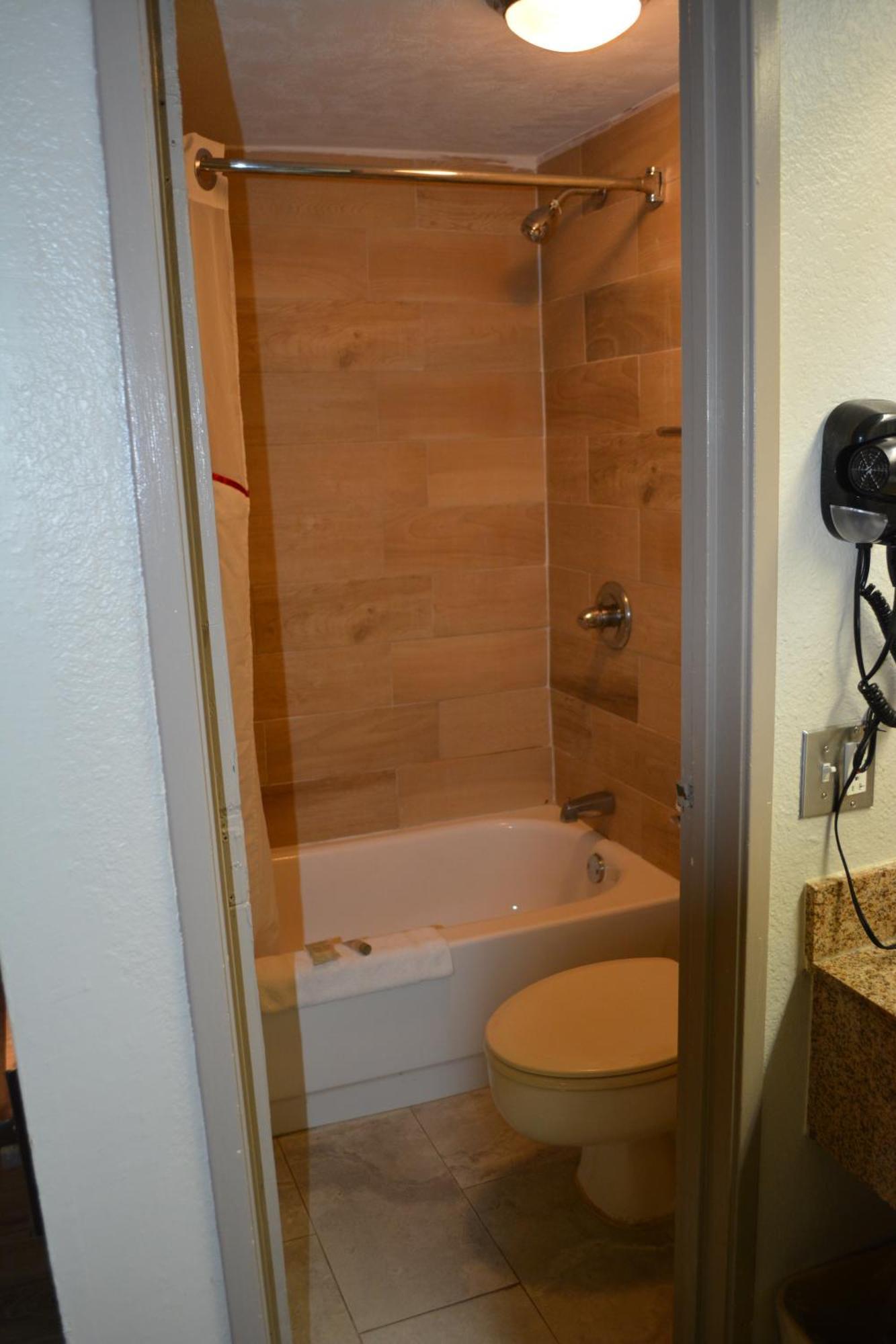 Red Roof Inn Jackson North - Риджленд Экстерьер фото