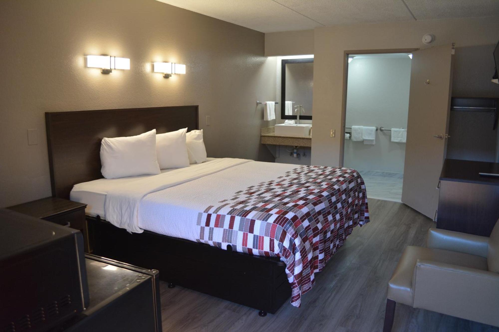 Red Roof Inn Jackson North - Риджленд Экстерьер фото