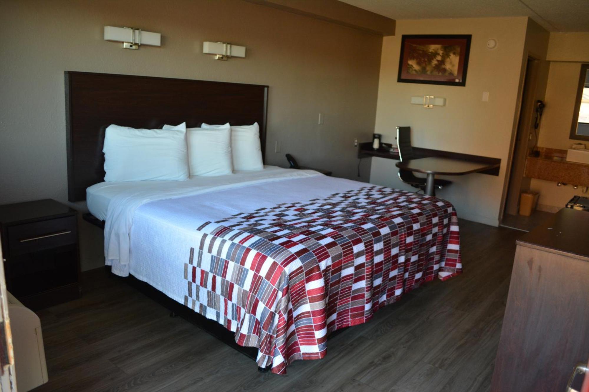 Red Roof Inn Jackson North - Риджленд Экстерьер фото