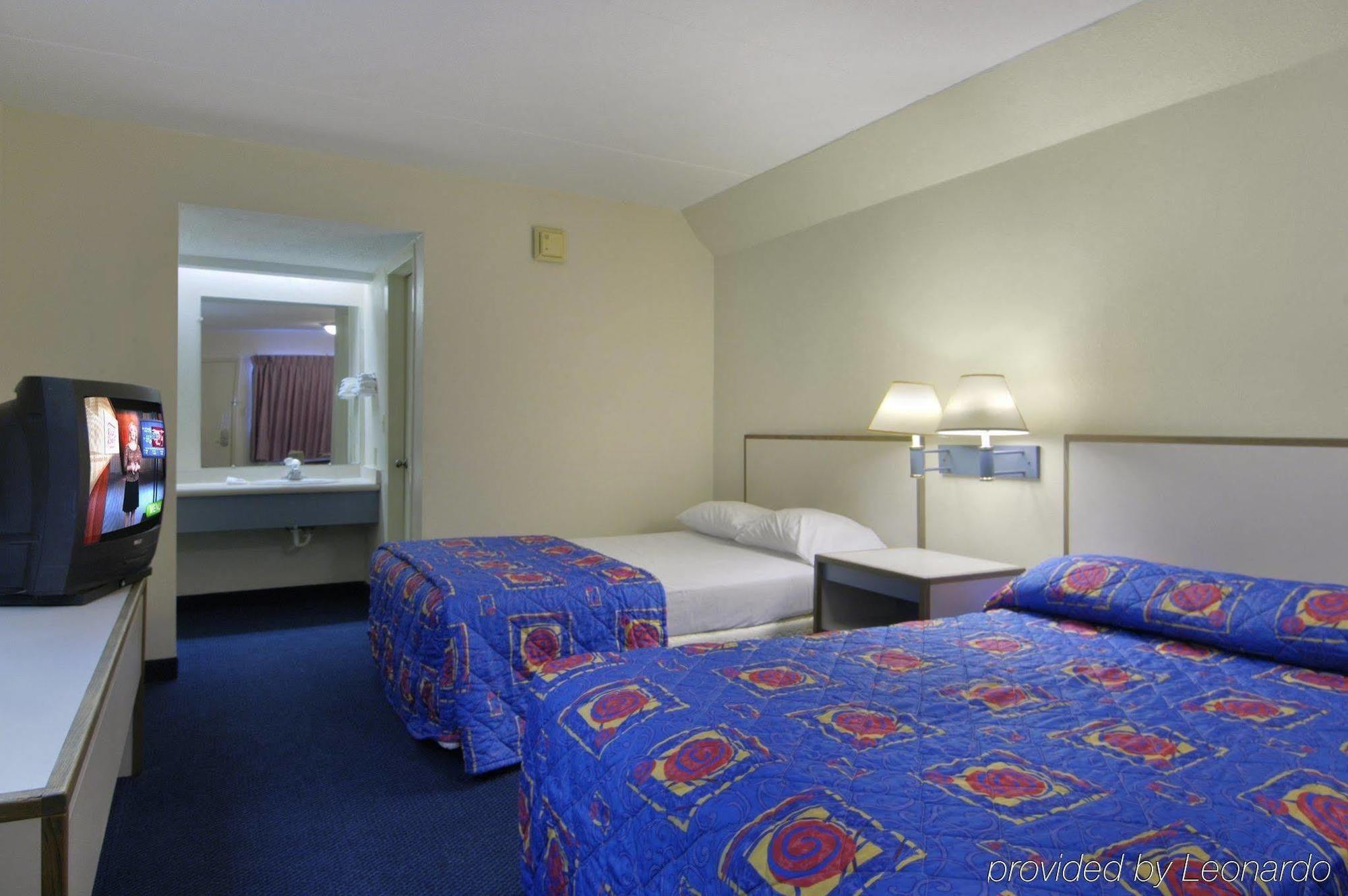 Red Roof Inn Jackson North - Риджленд Экстерьер фото